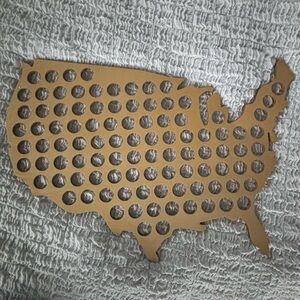 Beer cap USA shaped wall art